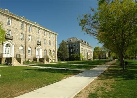 uri hotels|THE 10 CLOSEST Hotels to University of Rhode .